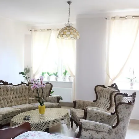 アパート Perly Baltyku プツク